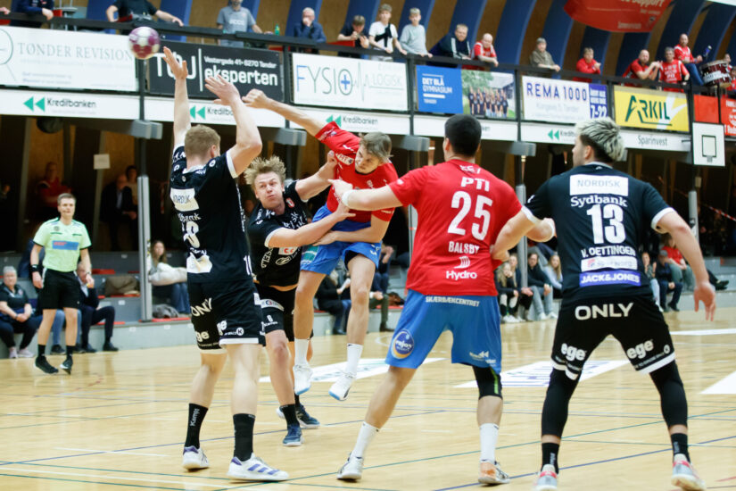 Mathias Nikolajsen